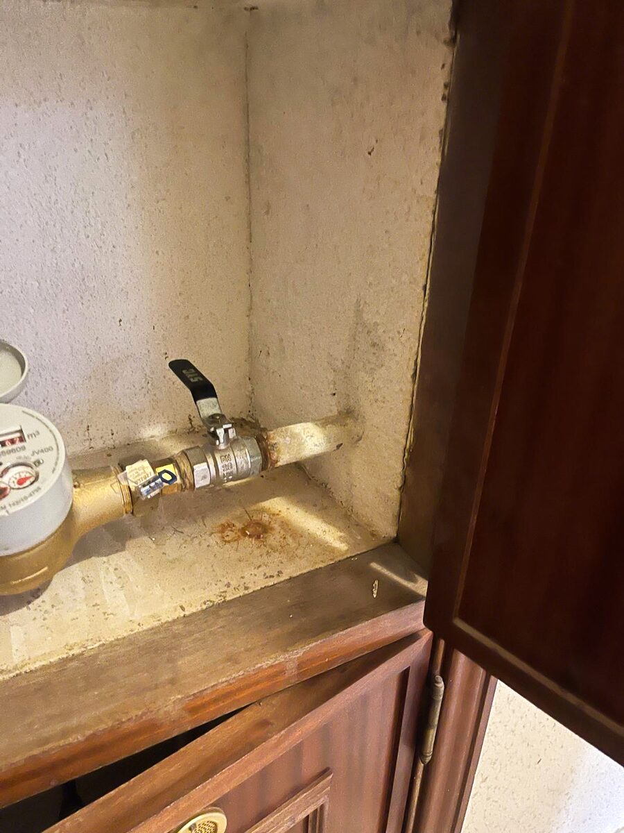 Trabalho de canalização 18 executado pela SOS Canalizações 24H no Porto